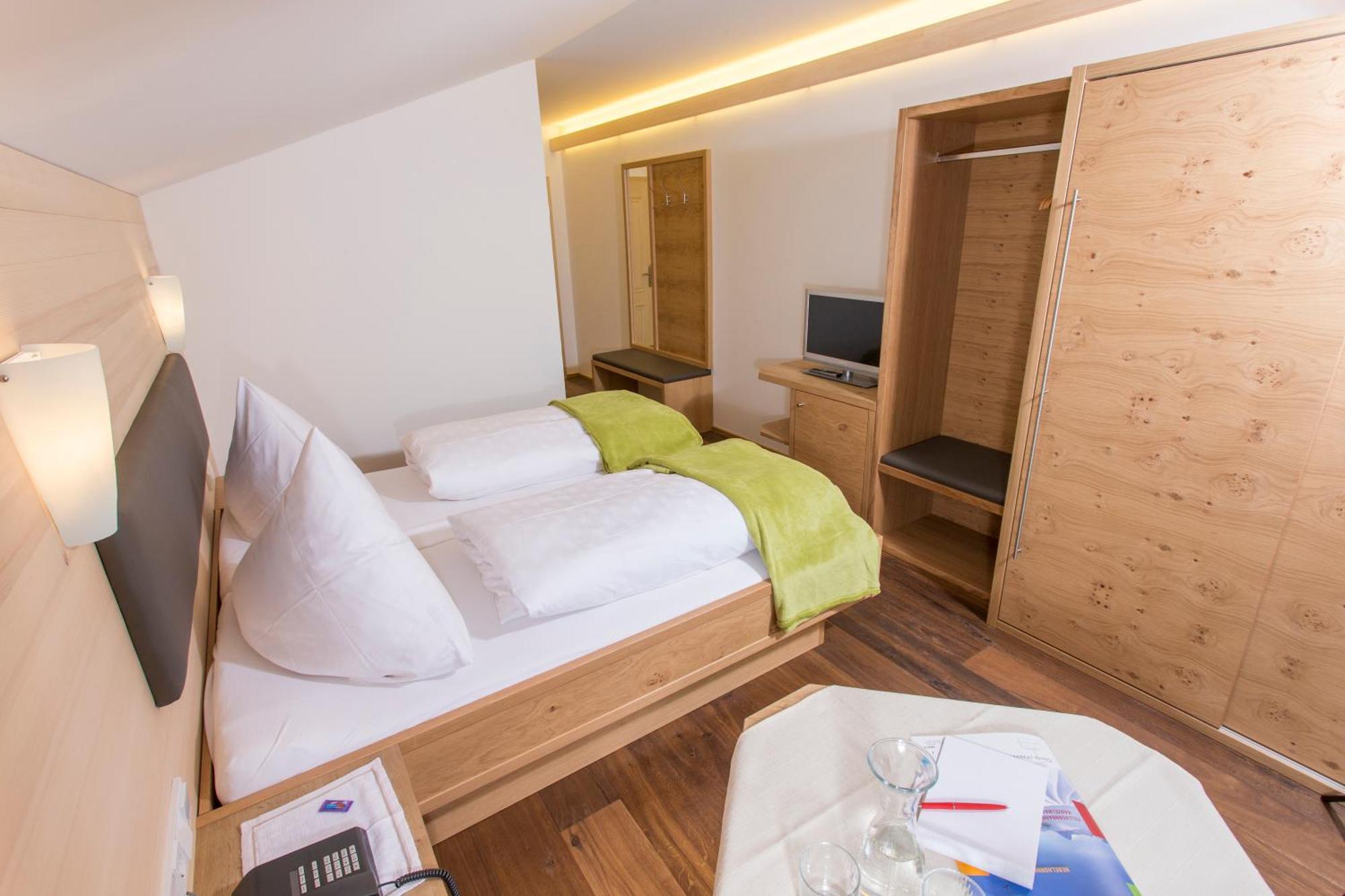 Gaestehaus Mathies Mittelberg